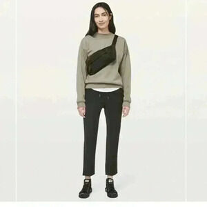 Lululemon On The Fly Pant *Woven 27" Black Size 2